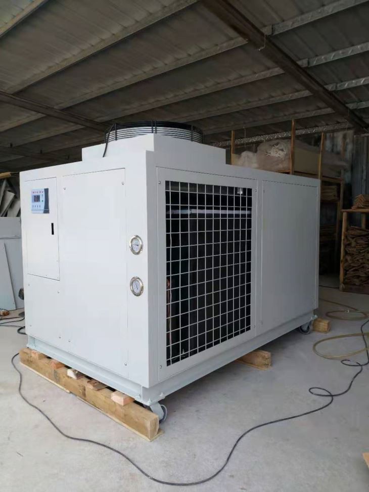 10kw priemyselný chladič vody s 1000 L vodnej nádrže
